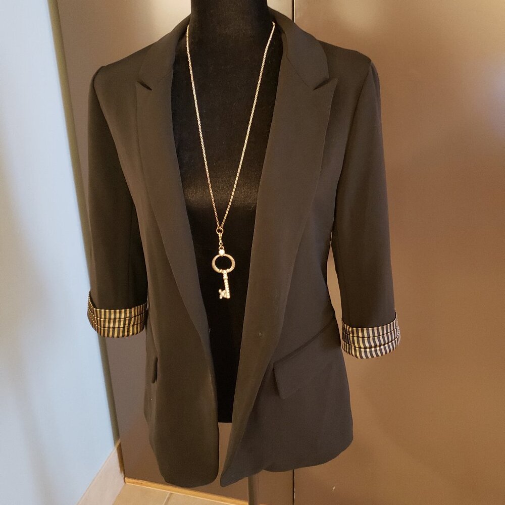 ⭐️ Suit Jacket ~ Blazer - Picture 5 of 5